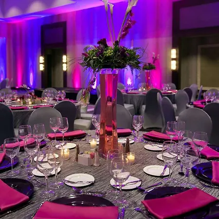 Embassy Suites By Hilton San Antonio Landmark 
